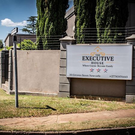 The Executive House Bed & Breakfast Newcastle Bagian luar foto