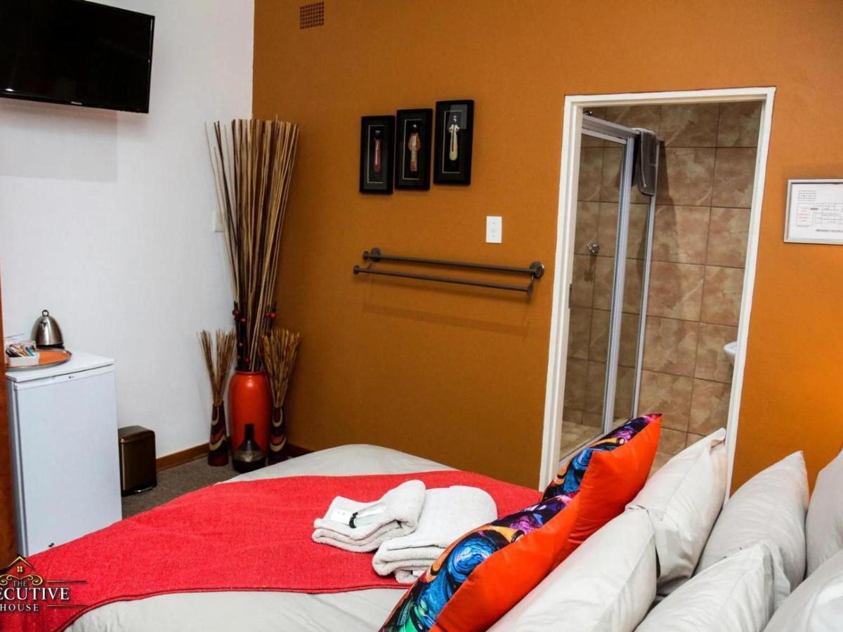 The Executive House Bed & Breakfast Newcastle Bagian luar foto