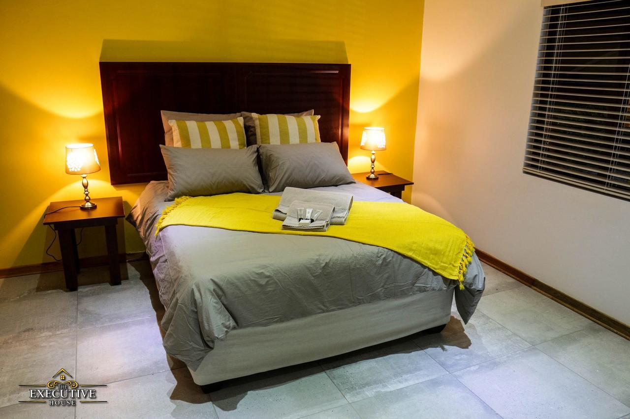 The Executive House Bed & Breakfast Newcastle Bagian luar foto