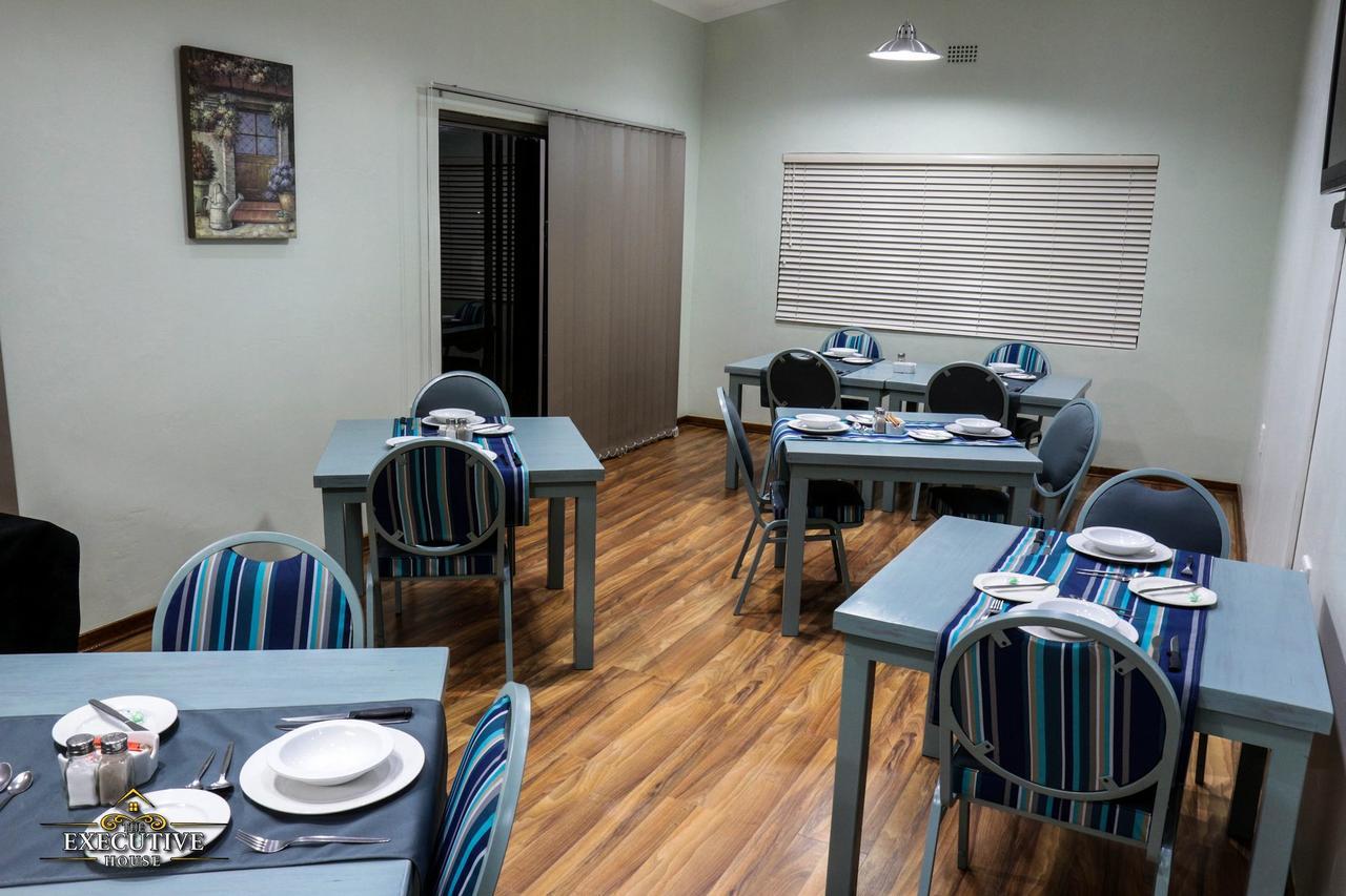 The Executive House Bed & Breakfast Newcastle Bagian luar foto